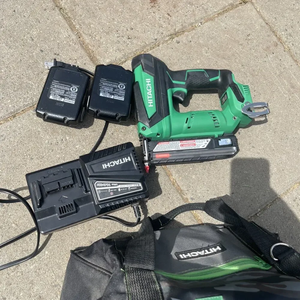 Hitachi Metabo HPT 18v Pin Nailer NP18DSAL 5/8” to 1-3/8” 23ga w/ Batteries